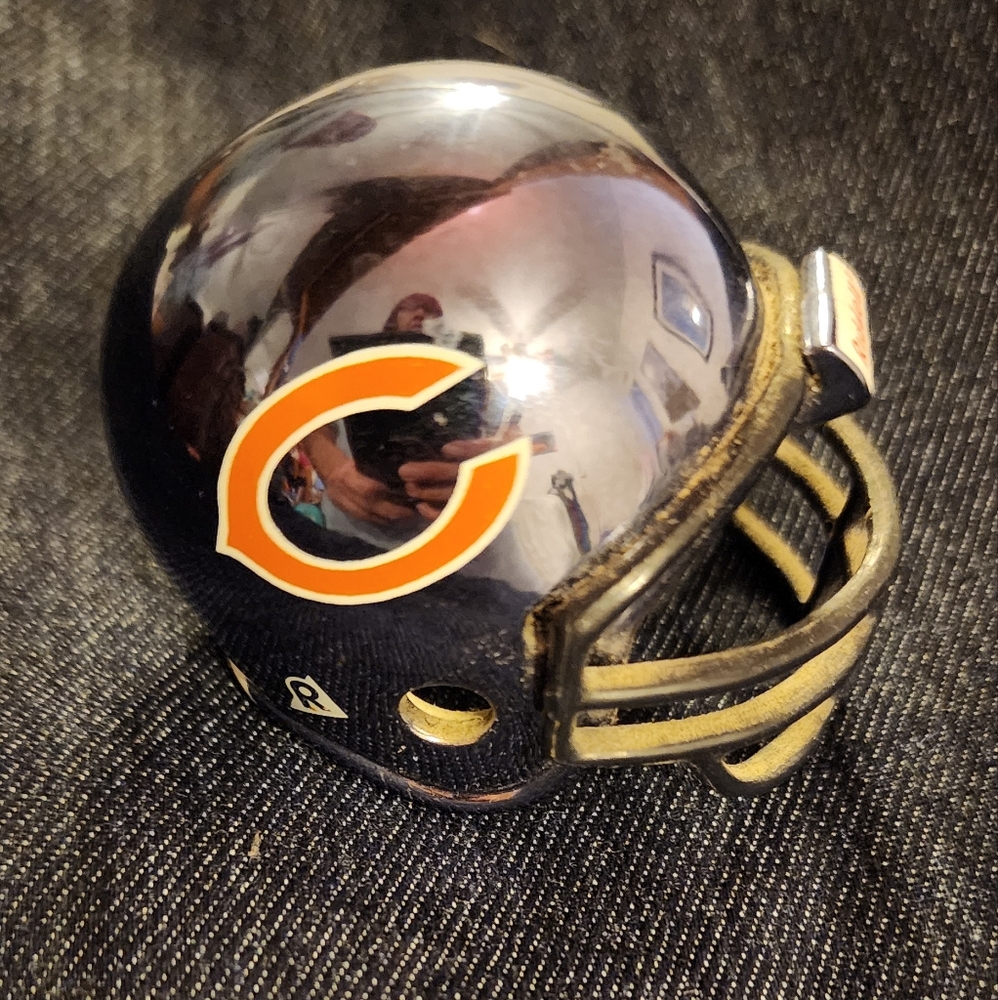 Mini Riddell Chicago Bears Helmet - Picture 4 of 5